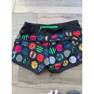 Lululemon Speed Short SeaWheeze 2015 Circle Pills Size 4 Rare